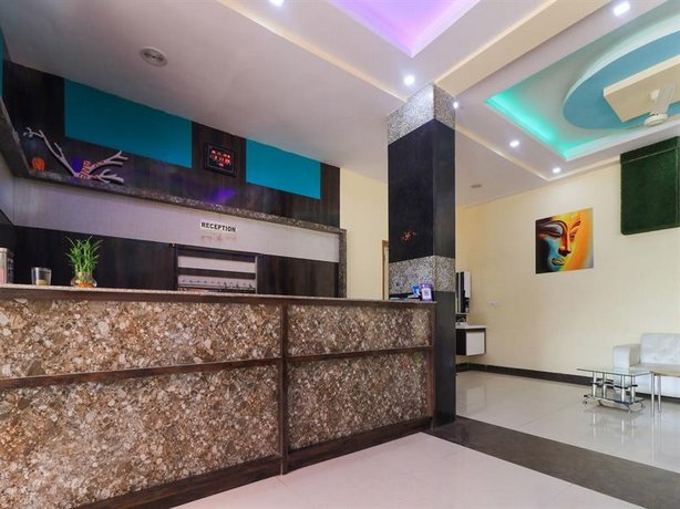 OYO 24575 Hotel Prabhu Villas