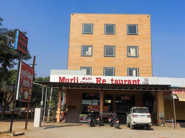 OYO 24575 Hotel Prabhu Villas