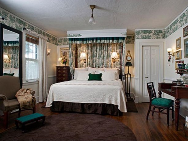 Abbington Green Bed & Breakfast Inn