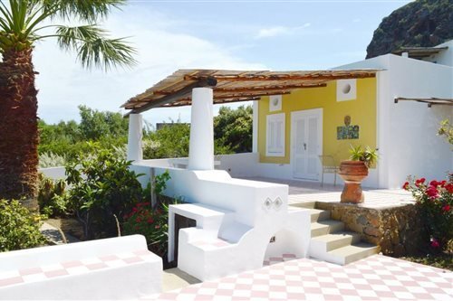 Villetta Limone Aeolian Islands