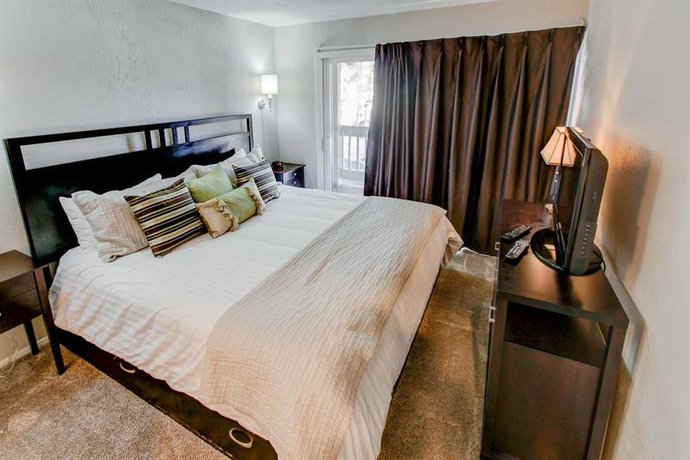 Sierra Parks Villas 03 - Two Bedroom Loft Condo