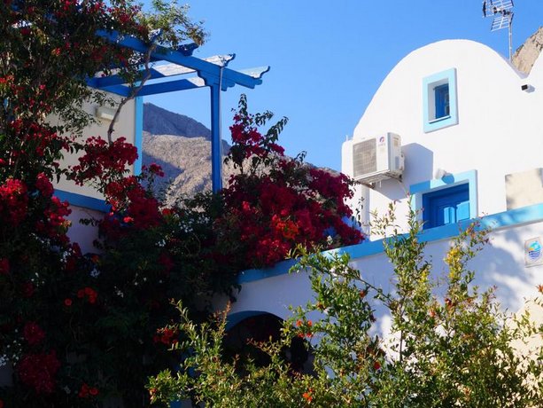 Anna Maria Rooms Perissa Santorini