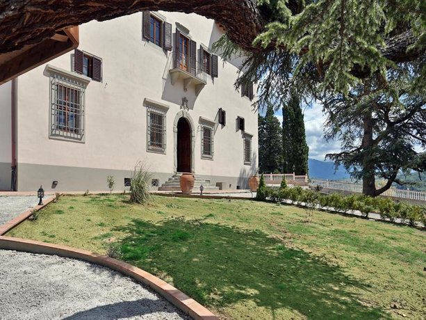 Villa D'Arte Agri Resort Castello di Nipozzano Winery Italy thumbnail