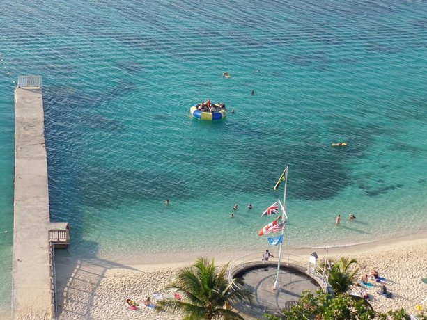 Ocean Air Beach Studio At Montego Bay Club Resort