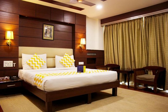 FabHotel Tryfena East of Kailash