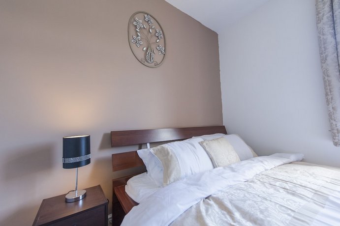 Montgomery Apartments - Stevensons