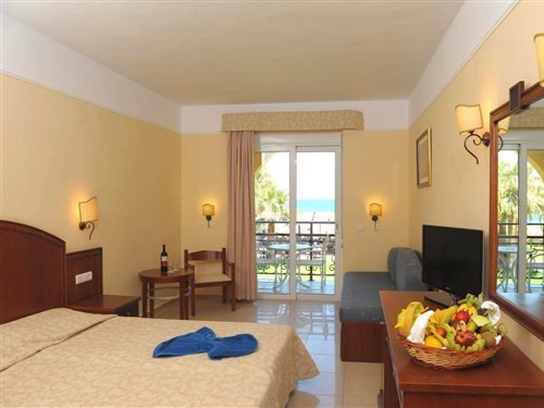 Vantaris Beach