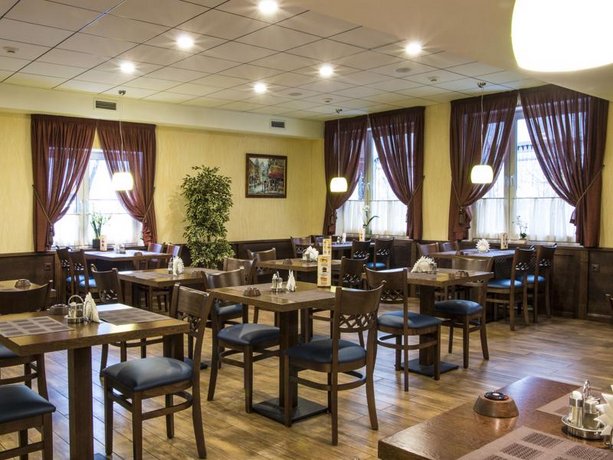 Maleton Hotel Garibaldi