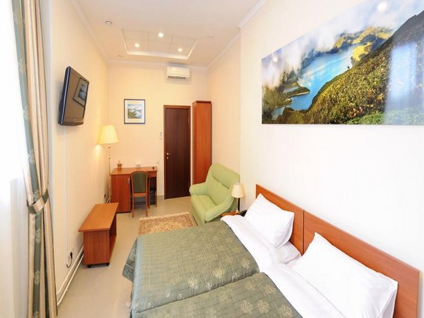Maleton Hotel Garibaldi