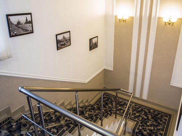 Maleton Hotel Garibaldi