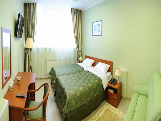 Maleton Hotel Garibaldi