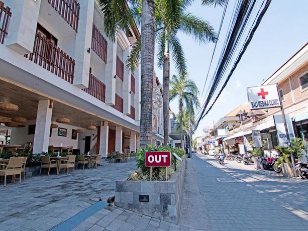ZEN Rooms Benesari 6 Legian Kuta