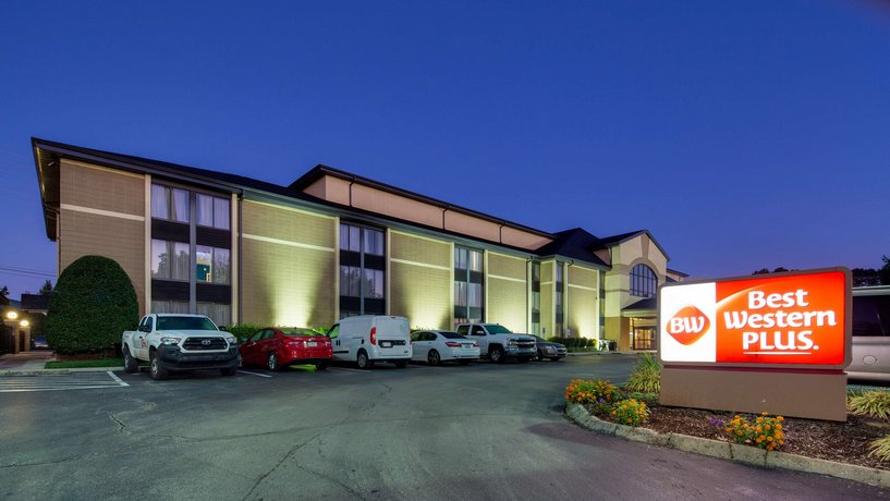 BEST WESTERN Plus Cedar Bluff Inn