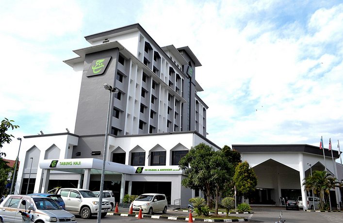 Raia Hotel Kota Kinabalu Sabah State Mosque Malaysia thumbnail