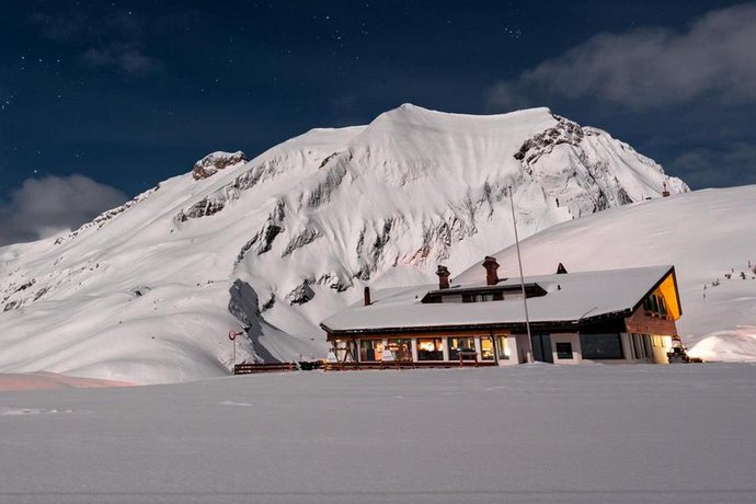 Berg- & Naturhotel Engstligenalp