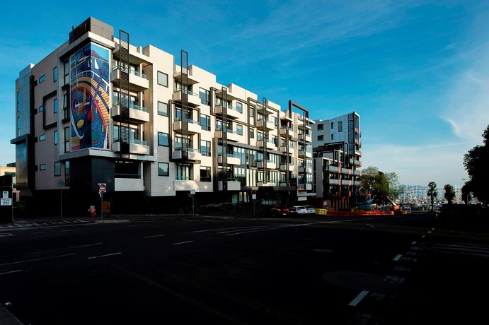 Vue Apartments Port Philip Bay Australia thumbnail
