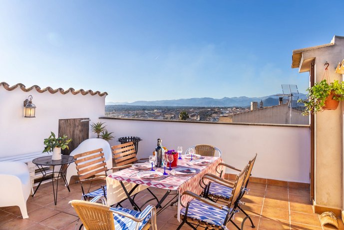 Mallorca traditional townhouse holiday in Llubi - 120767