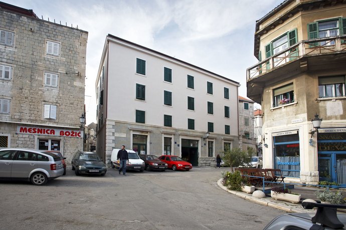 Luxury Apts Leone Split Centre