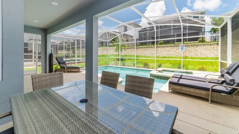 Champions Gate Resort Platinum - G67 Pool Home Villa 6