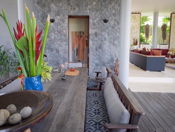 The Colonnade by Exotiq Villa Holidays