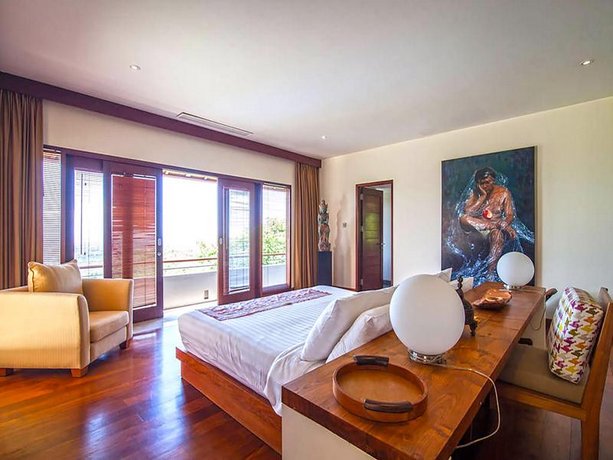 The Colonnade by Exotiq Villa Holidays