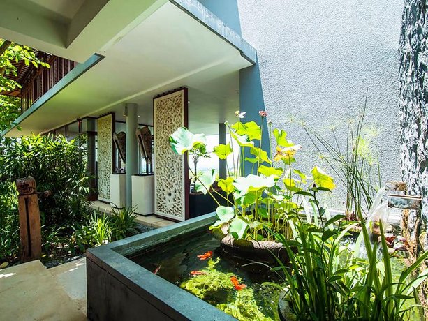 The Colonnade by Exotiq Villa Holidays