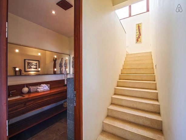 The Colonnade by Exotiq Villa Holidays