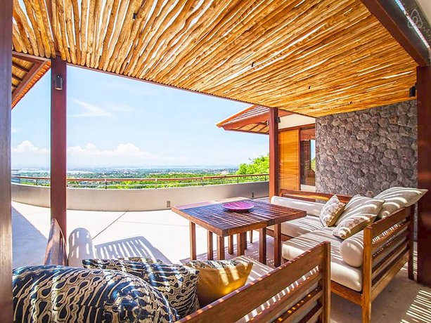 The Colonnade by Exotiq Villa Holidays