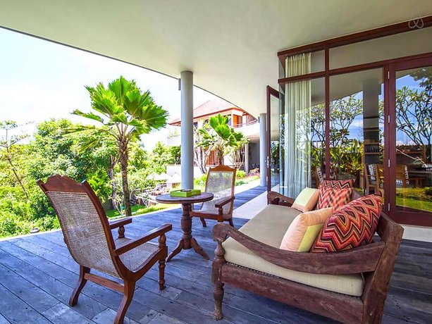 The Colonnade by Exotiq Villa Holidays