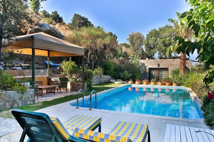 Important Group BD420 High Privacy 5 Bedroom Villa in Turkbuku