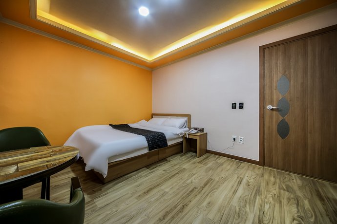 Andong Stay Motel