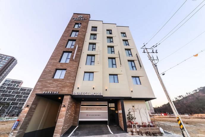 Gimhae Perfect Hotel