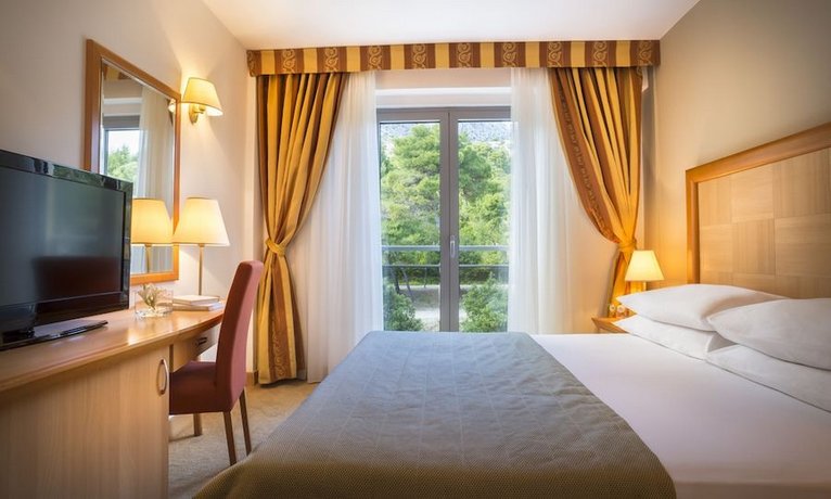 Aminess Grand Azur Hotel 코르타 카타리나 와이너리 Croatia thumbnail