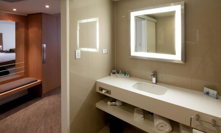 Novotel Sydney West HQ