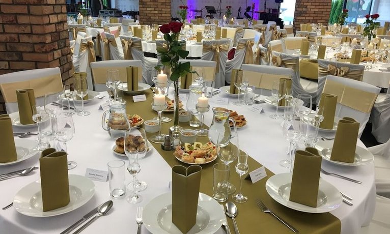 Hotel Dolphin Senec