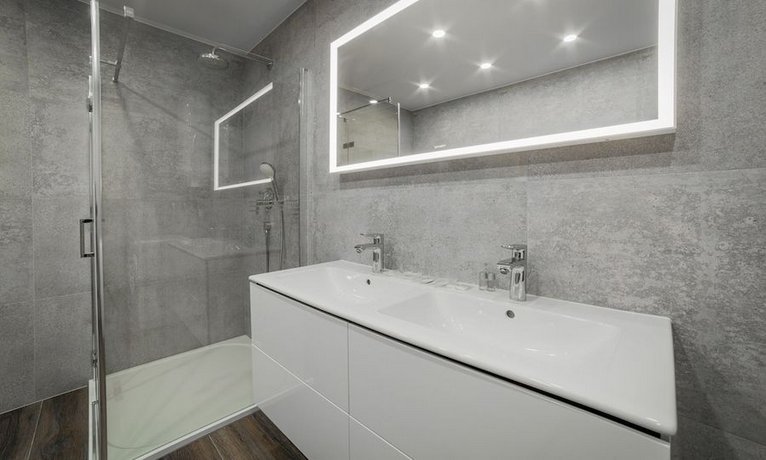 Hotel Dolphin Senec
