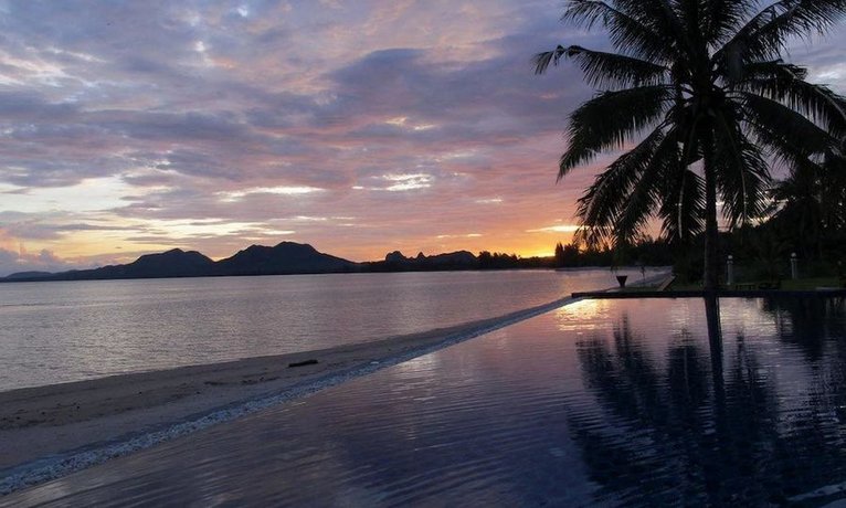 Sara Beachfront Boutique Resort Chumphon