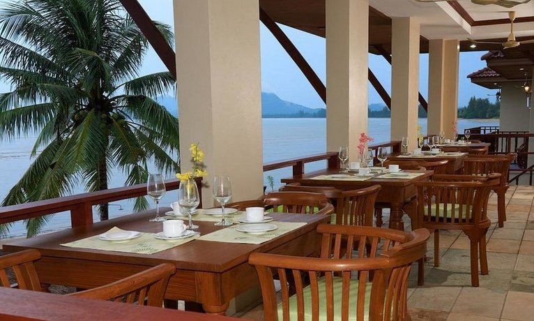 Sara Beachfront Boutique Resort Chumphon