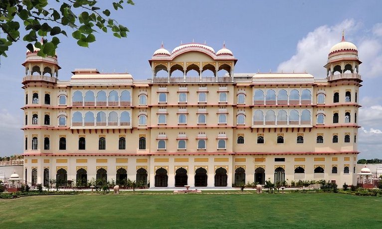 Hotel Noor Mahal Karnal