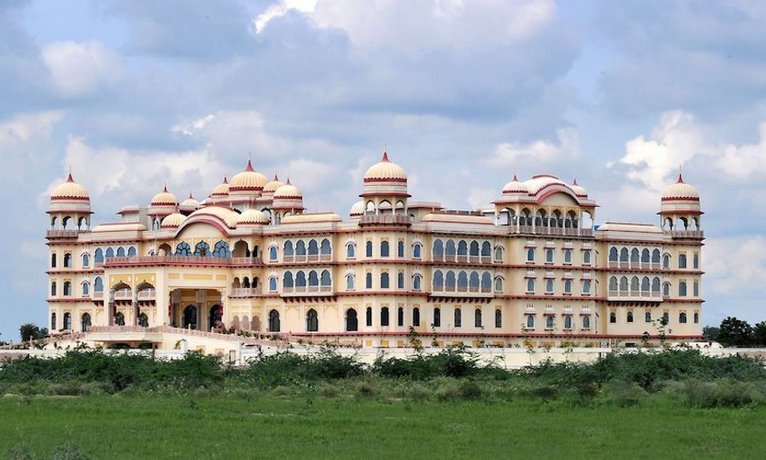 Hotel Noor Mahal Karnal