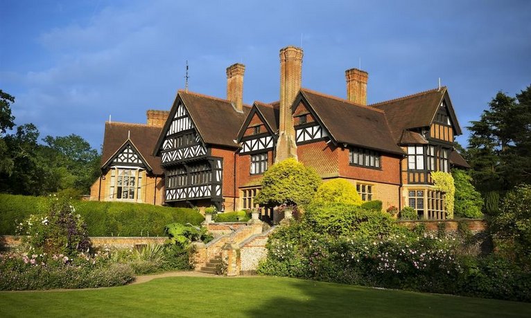 BEST WESTERN PLUS Grim's Dyke Hotel