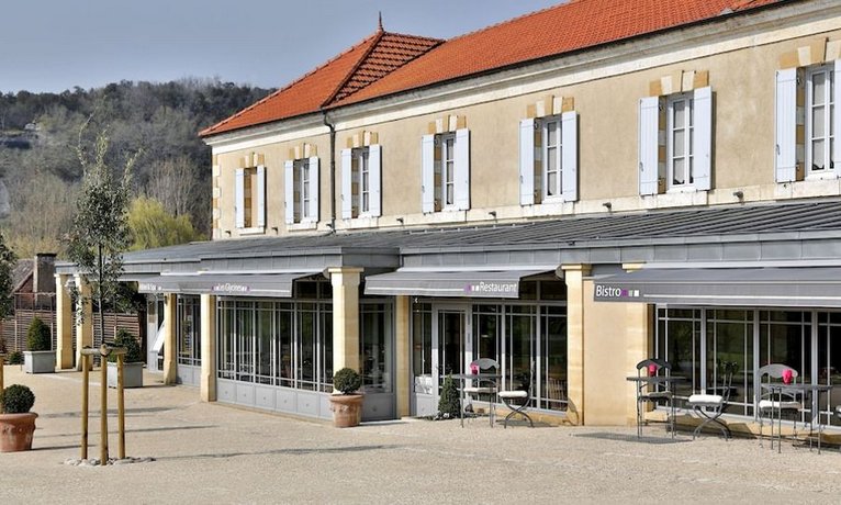 Hotel Les Glycines - Restaurant & Spa Museum of Castel-Merle France thumbnail