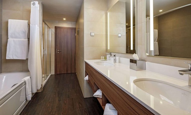 Гостиница Hilton Garden Inn Novorossiysk