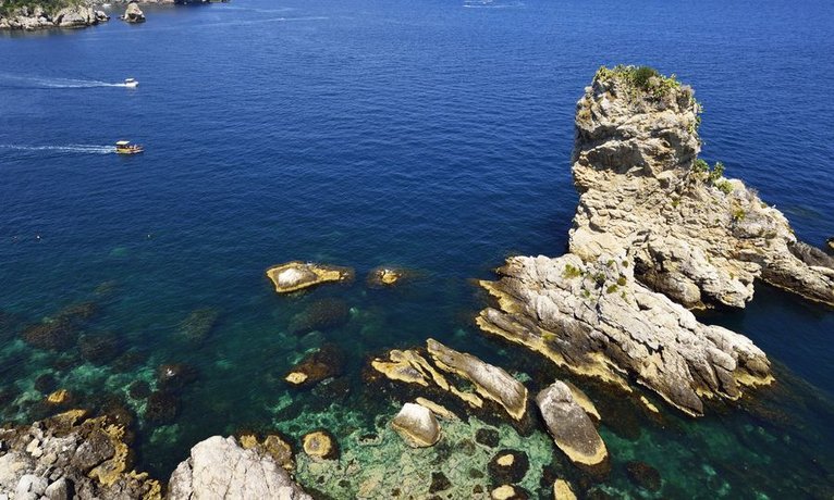 UNAHOTELS Capotaormina
