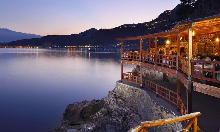 UNAHOTELS Capotaormina