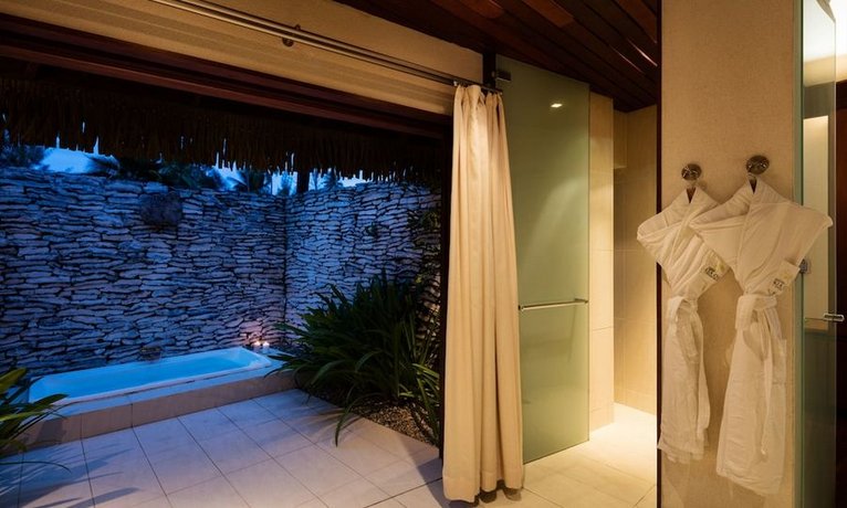 Hotel Kia Ora Resort & Spa