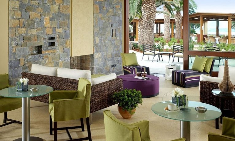 Kernos Beach Hotel & Bungalows