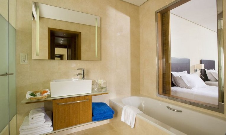 Kernos Beach Hotel & Bungalows