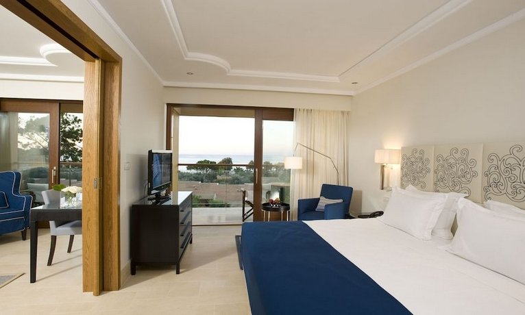 Kernos Beach Hotel & Bungalows