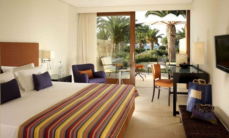 Kernos Beach Hotel & Bungalows